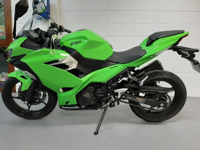 Kawasaki ninja 400 2019 ( moto como saiu da loja ) - Foto 3