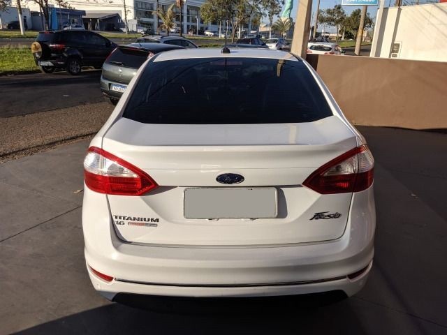 Ford New Fiesta Sedan 1.6 Flex SE Automático - Completo com bancos em couro - Foto 4