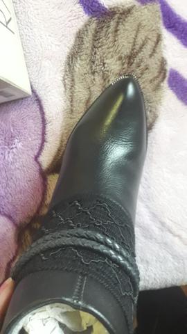 Bota cano curto semi nova!!! - Foto 3