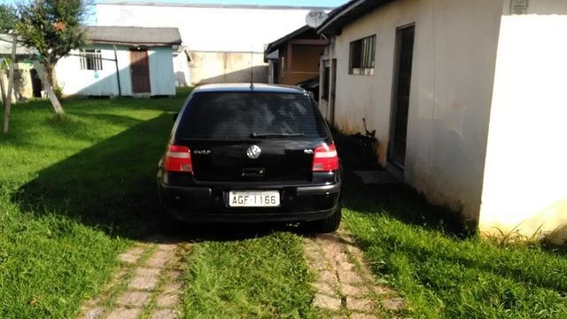 Golf 2.0 4 pneu novos - Foto 4