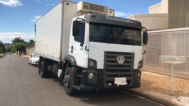 CAMINHÃO VOLKSWAGEN 17-190