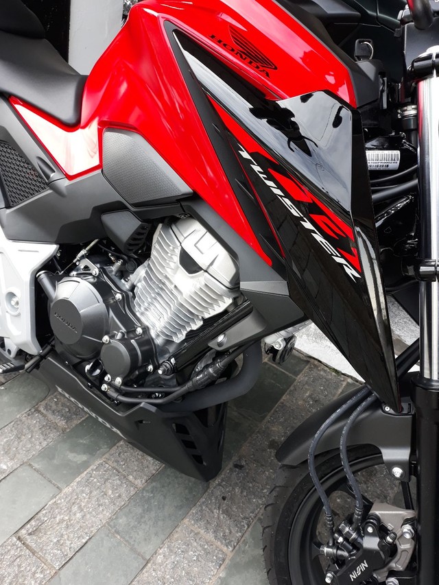 Honda cb twister 300 CBS (2023) - Foto 3