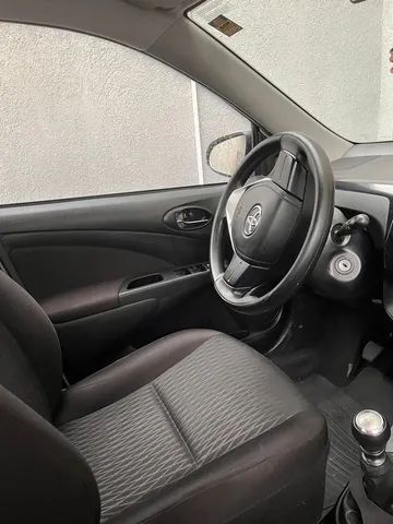 Vendo carro Toyota Etios 2017 - Foto 4