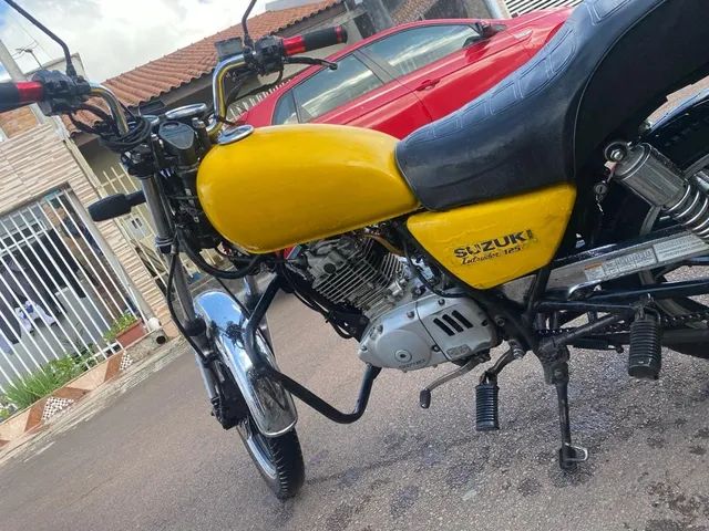 Suzuki Intruder em São José Dos Pinhais