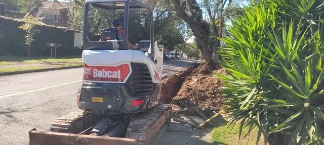 Locações Mini Escavadeira Bob CAT  - Foto 6