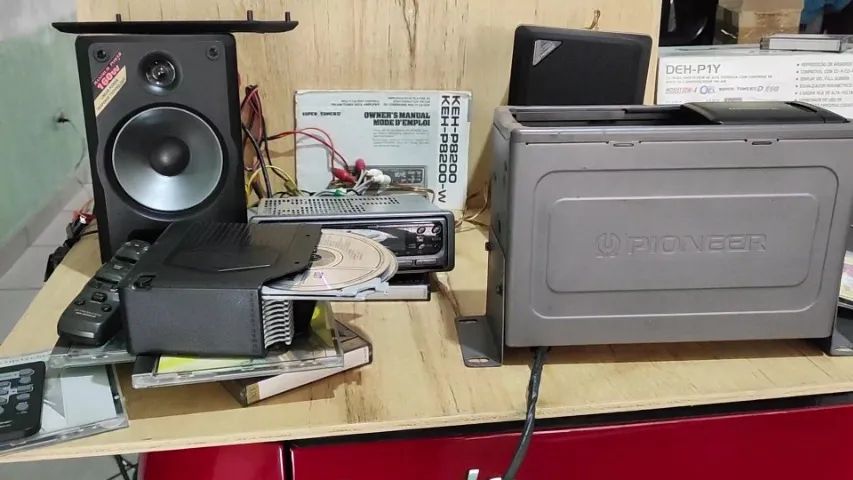 DISQUETEIRA PIONEER 12 cds MODELO CDX P1220S COM  CABOS CONTROLE E MAGAZINE - Foto 5