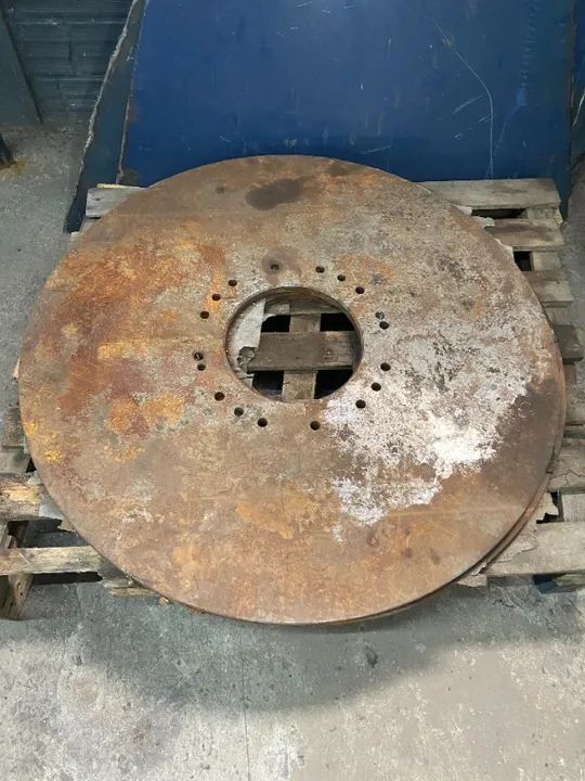 Disco de aço diâmetro 1200mm e espessura 30mm