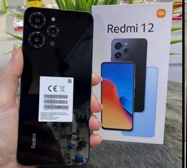 Xiaomi Redmi 12 - 256GB / 8GB RAM - Celulares e Smartphones