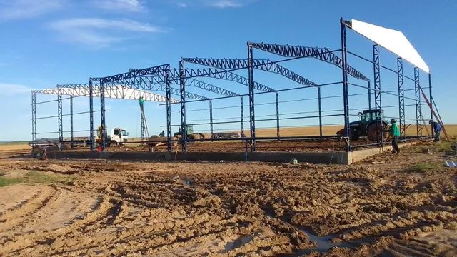 Galpão 15x20 pé direito 5 metros 