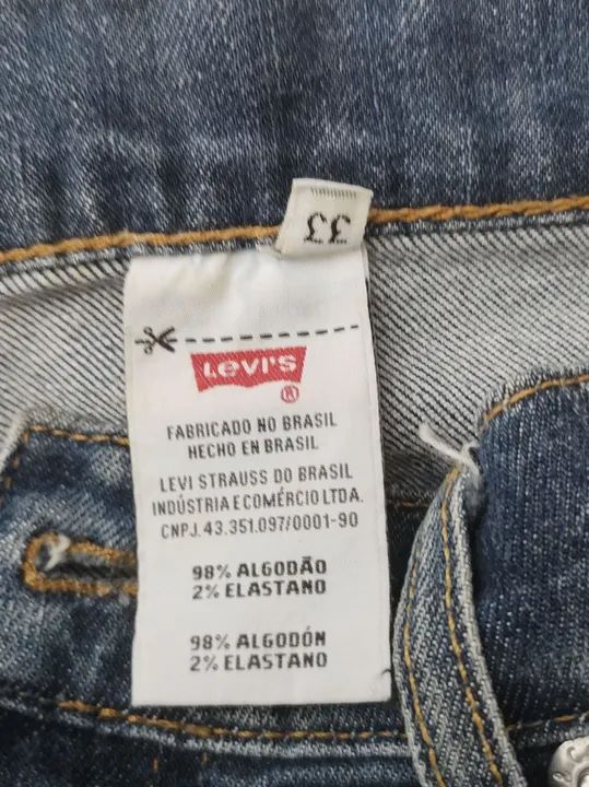 Calça jeans Levis Strauss tamanho (33) - Foto 4