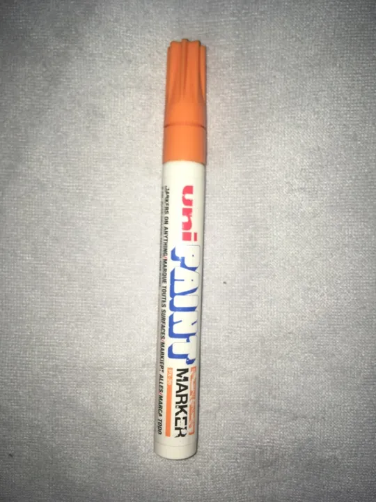 Caneta Unipaint