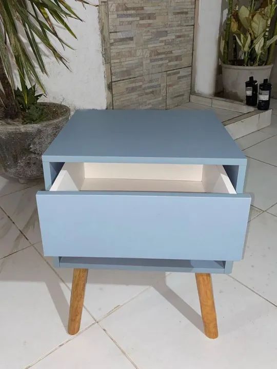 Mesa de Cabeceira Azul com Gaveta