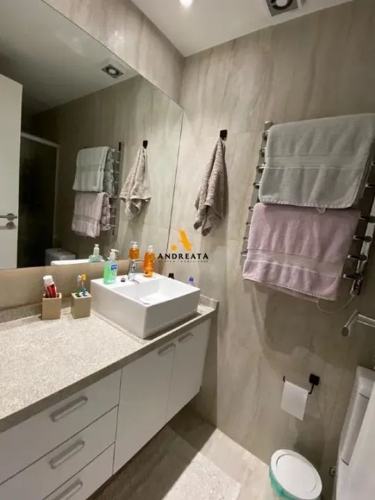 Venda de Apartamento com 3 quarto(s), 1 suíte(s), 110 m², por R$ 1.5 milhão, no condomínio - Foto 8