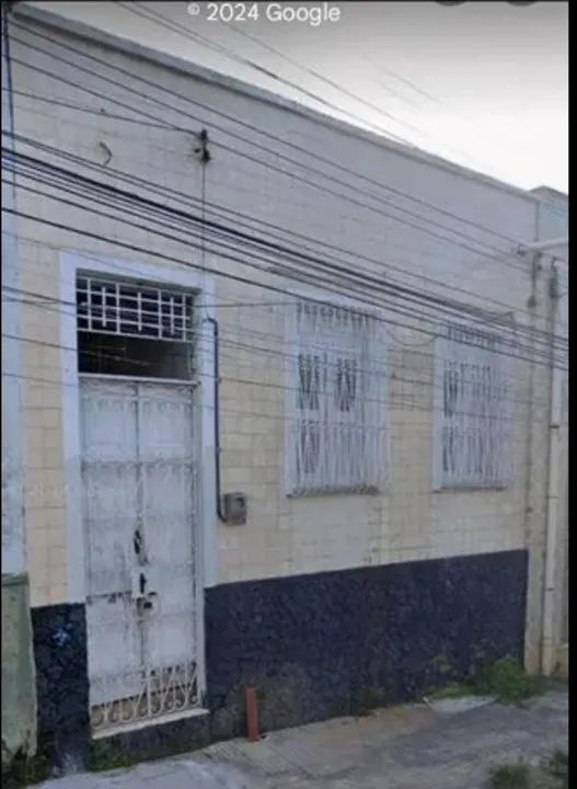 Casa com 3/4, 200m², recém reformada