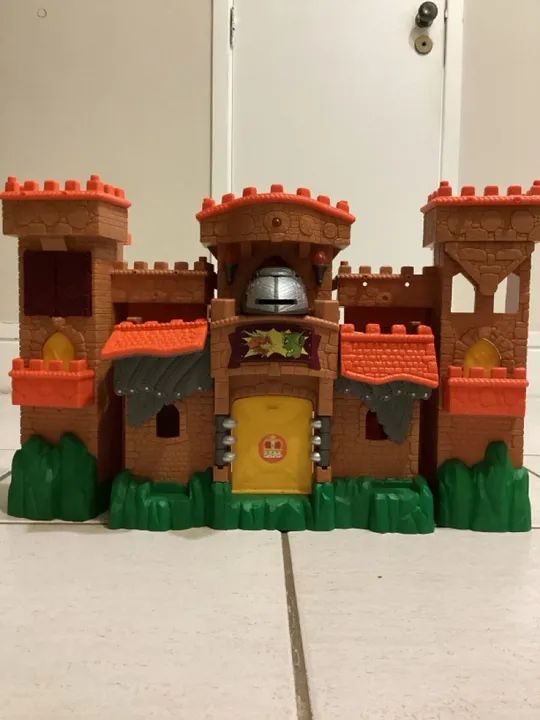 Castelo de Brinquedo infantil PlayMobile