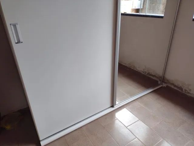 Guarda-roupa grande 2 portas  - Foto 3