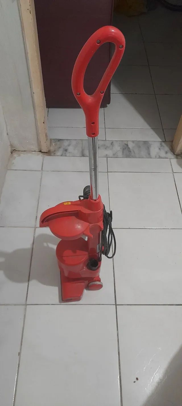 Vendo aspirador de pó da marca schulz 1000w de potência. 