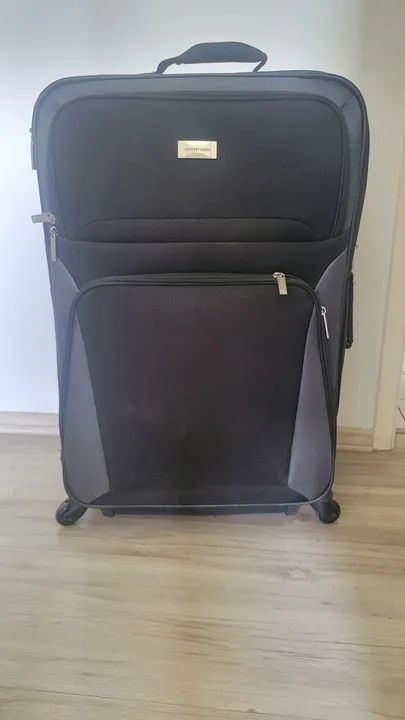 Mala de viagem Geoffrey Beene