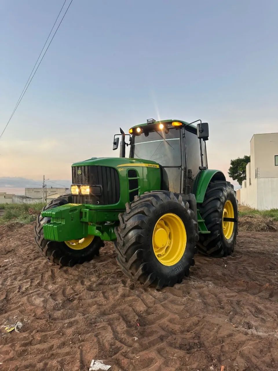 Trator John Deere