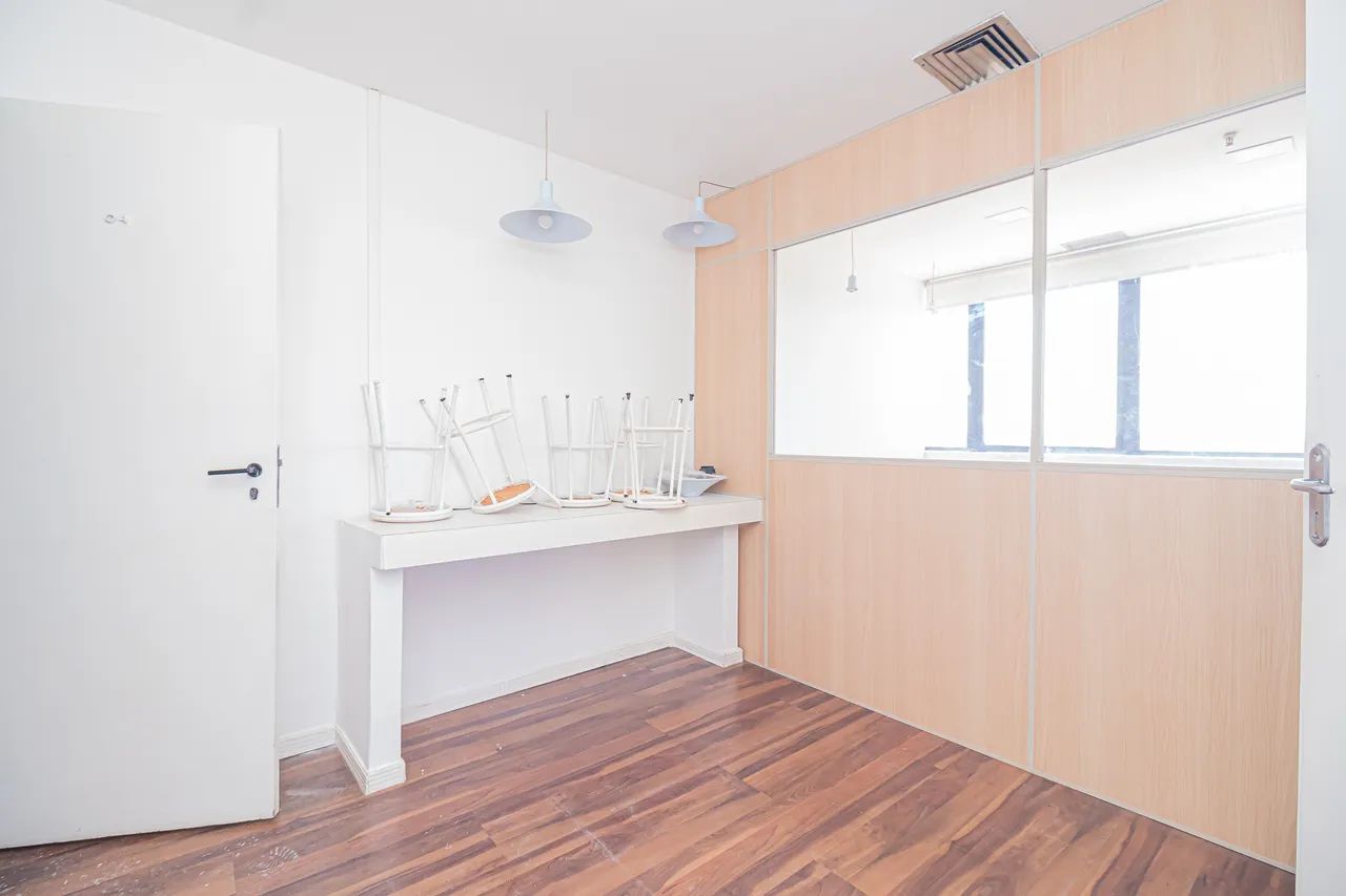 Sala Comercial a Venda em Santo Amaro  120m², 2 Banheiros e 2 Vagas - Foto 11