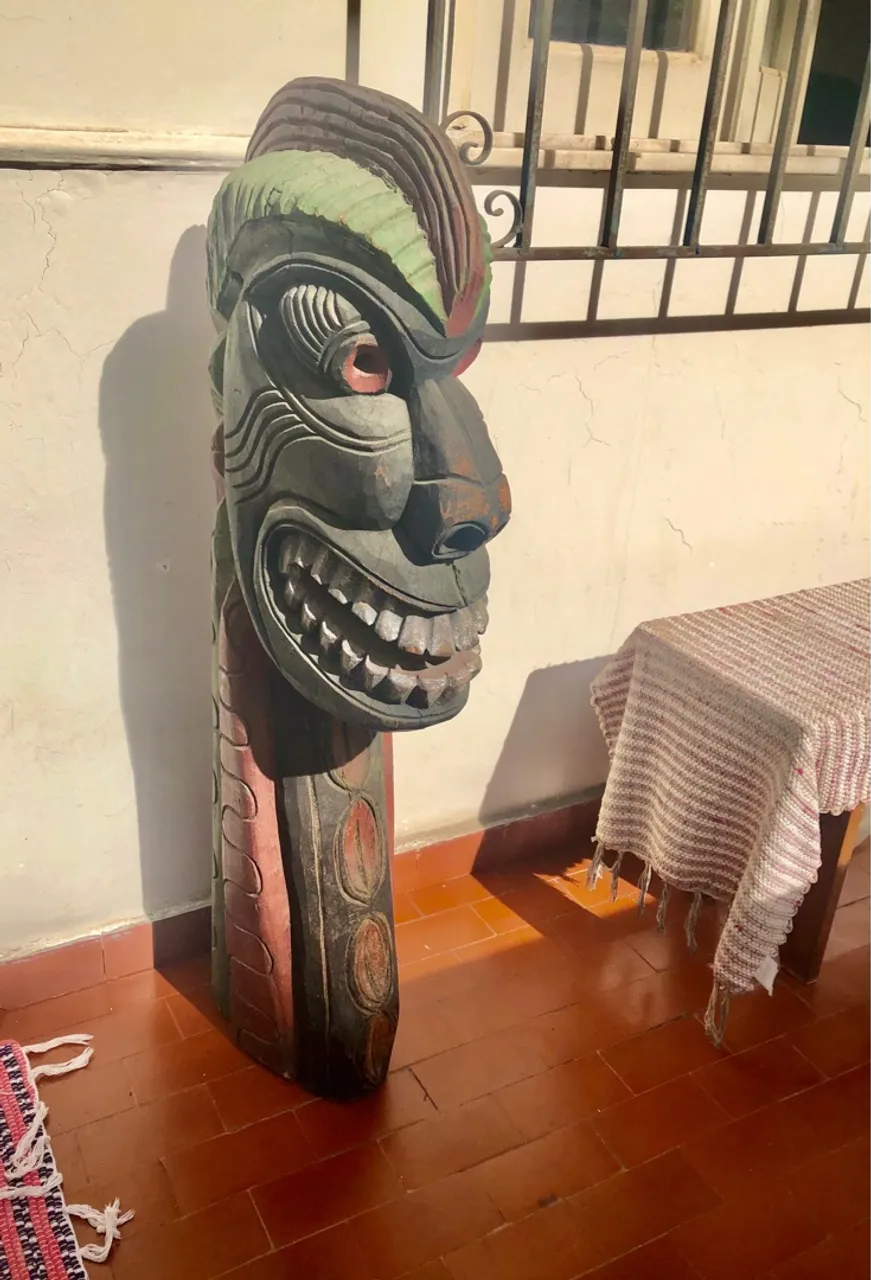 Carranca de madeira escultura