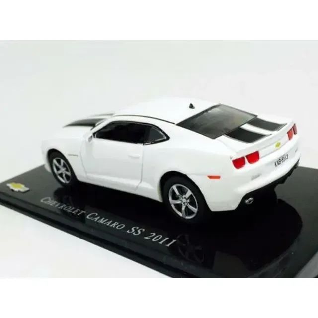 Miniatura Chevrolet Camaro SS 2011 Valor: R$ 119 - Foto 2