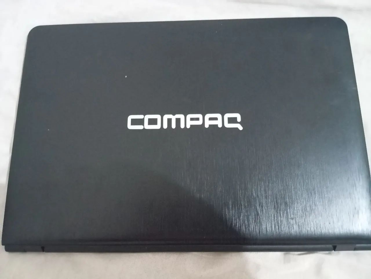 Notebook liga e desliga 