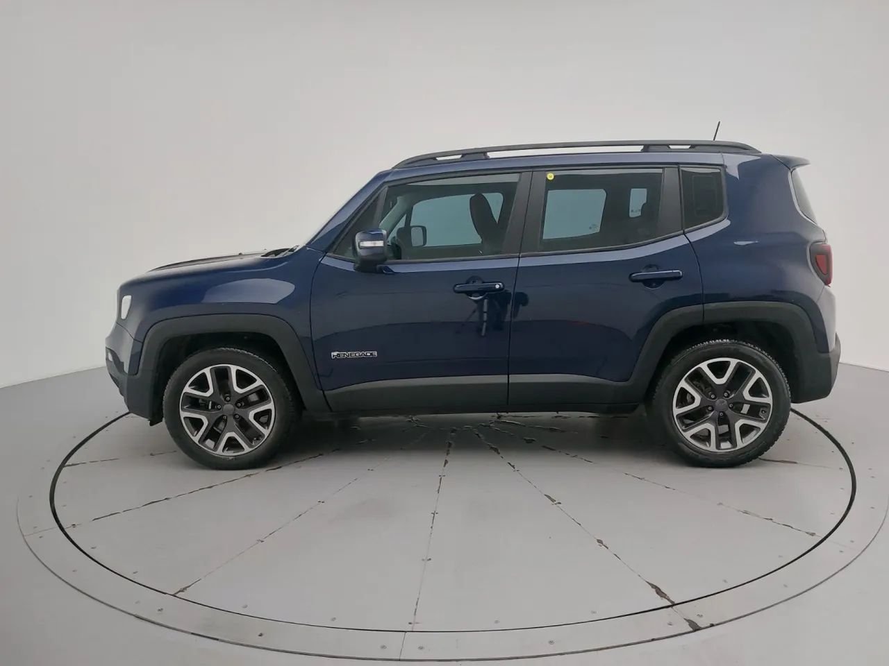 Jeep Renegade Longitude 1.8 4x2 Flex 16V Aut., foto 2 de 18