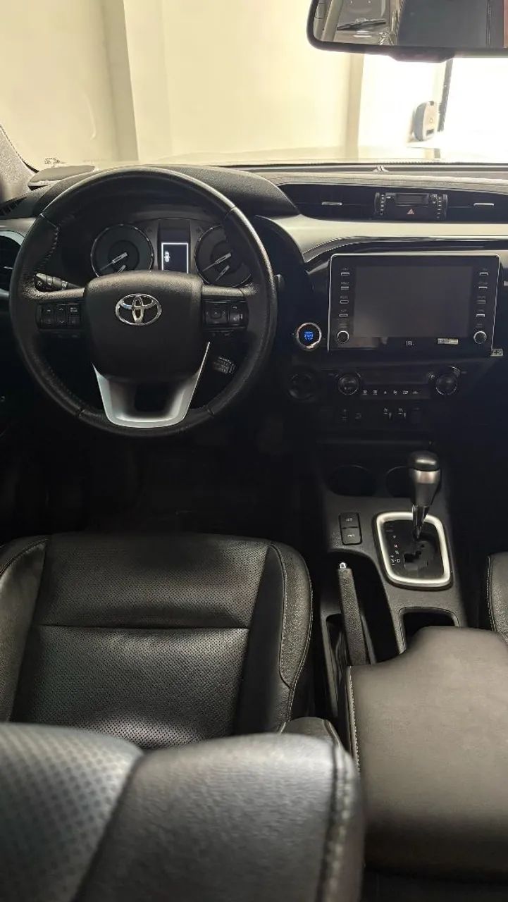 VENDO TOYOTA HILUX 2022!!! - Foto 2