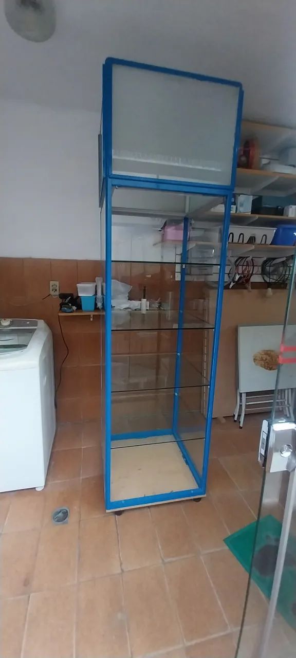 ESTANTE DE VIDRO