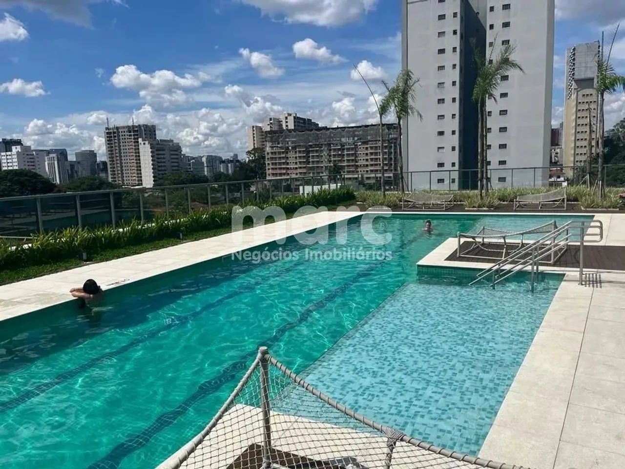 Stúdio para locação com 25m², totalmente mobiliado, sem vaga de garagem. Condomínio com la