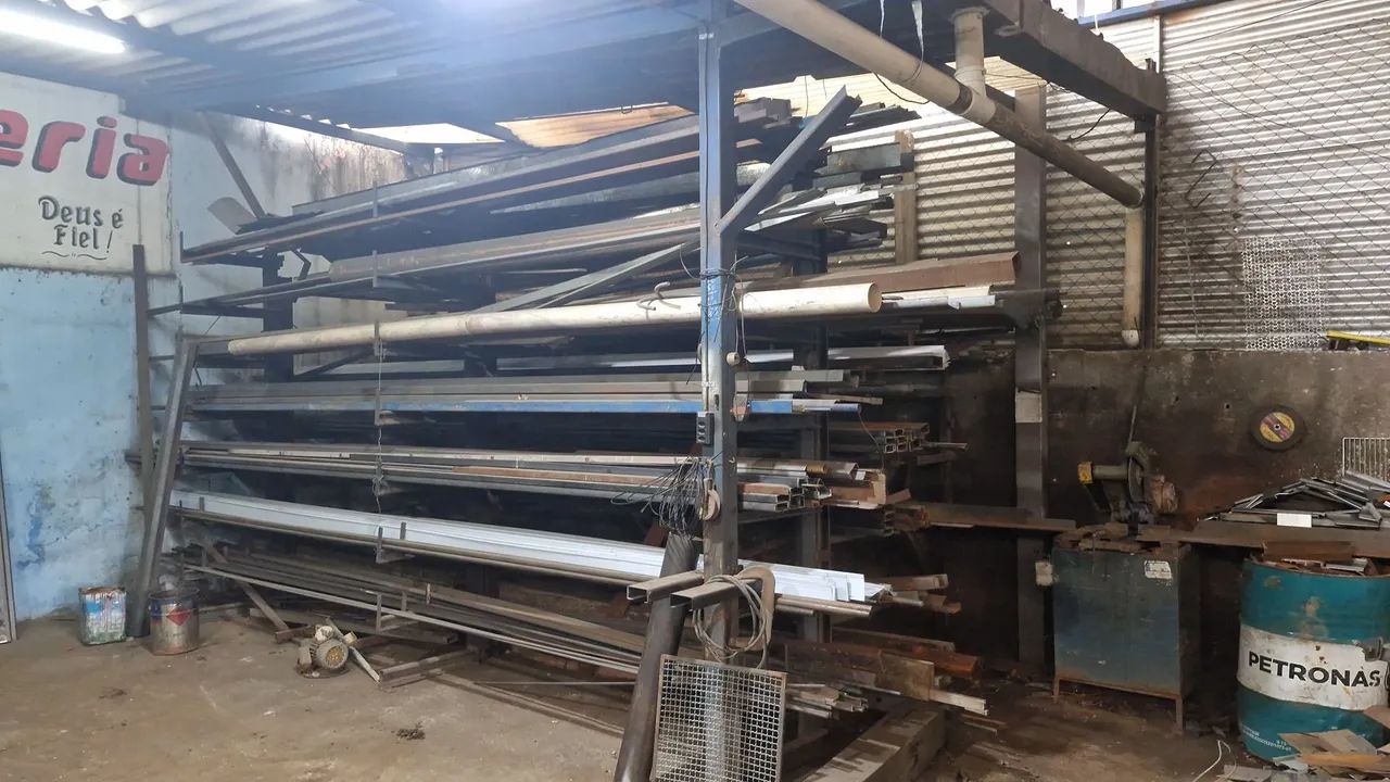 Ferragens para construção