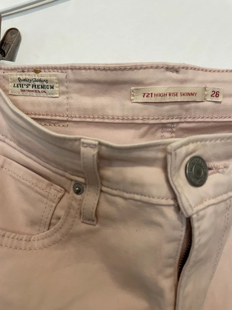 Calça skinny rosa bebê Levis Argentina  - Foto 4