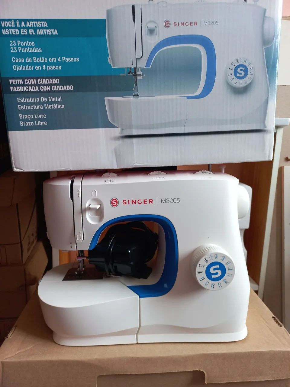 Vendo Máquina de Costurar Singer M3205 - Nova! - Foto 2