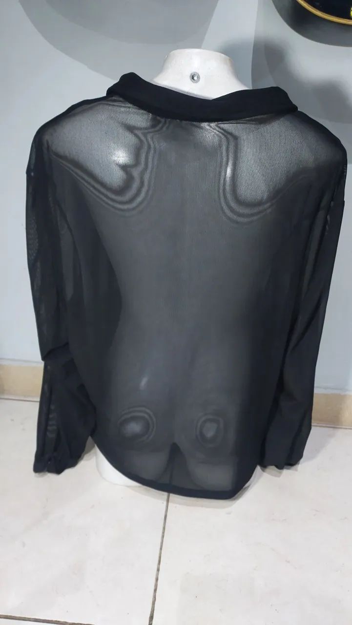 Camisa de tule preta transparente GG - Foto 5