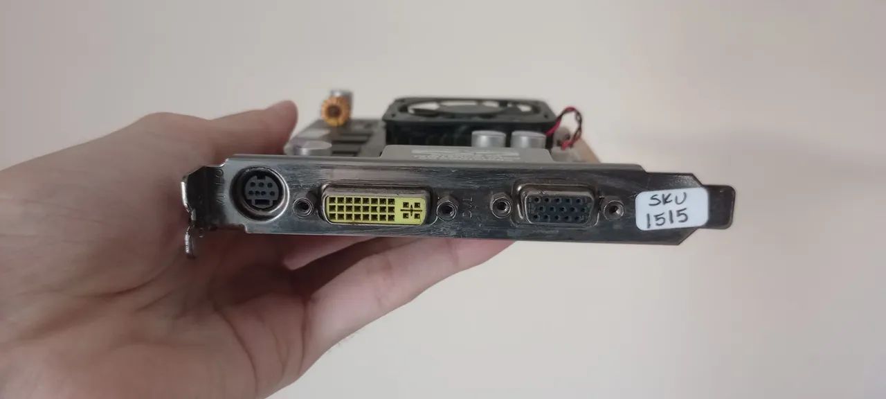 Vendo placa de video usada xfx geforce 8500gt