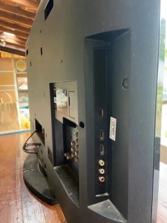 PROMOÇÃO! TV  Sony Bravia KDL 40BX405- usada- não está ligando - Foto 2