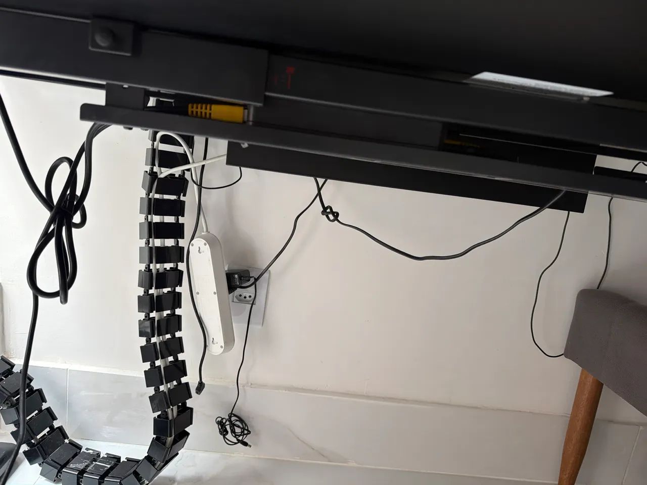 Mesa escritório elétrica Slikdesk - Foto 3
