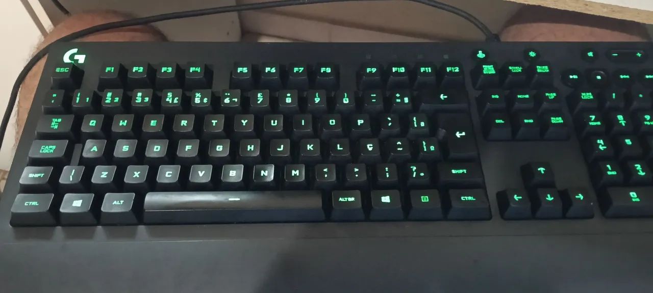 Teclado Gamer Logitech G213 Prodigy - Foto 5