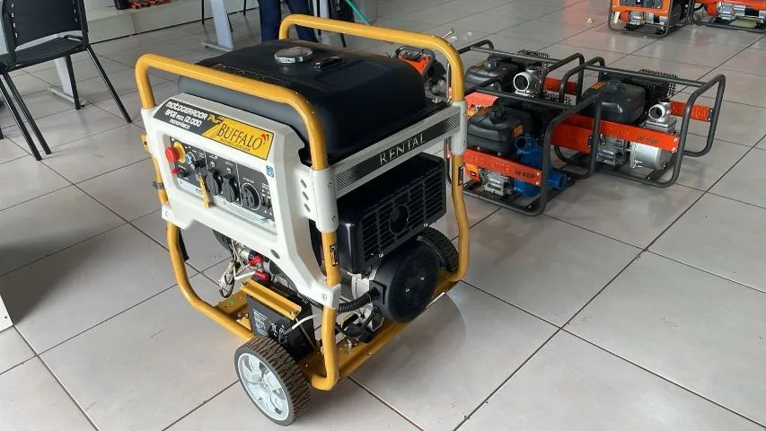 GERADOR GASOLINA BFGE 12000 12KVA MONO BUFFALO - NOVO - Foto 5