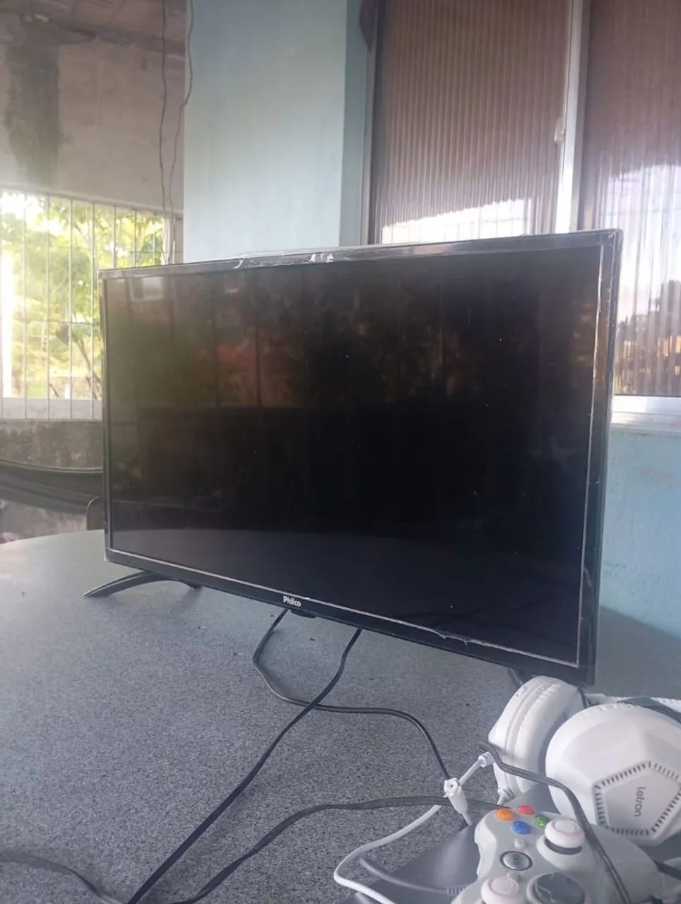 TV Philco 32 polegadas com Roku Xpress 