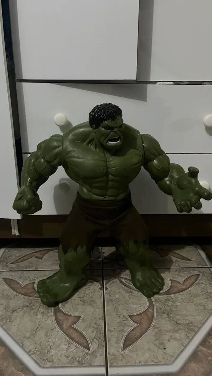 Boneco Hulk Gigante