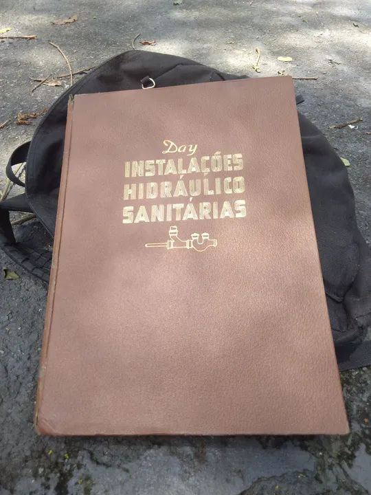 Livro 'Day - Instalações Hidráulicas Sanitárias' - Foto 3