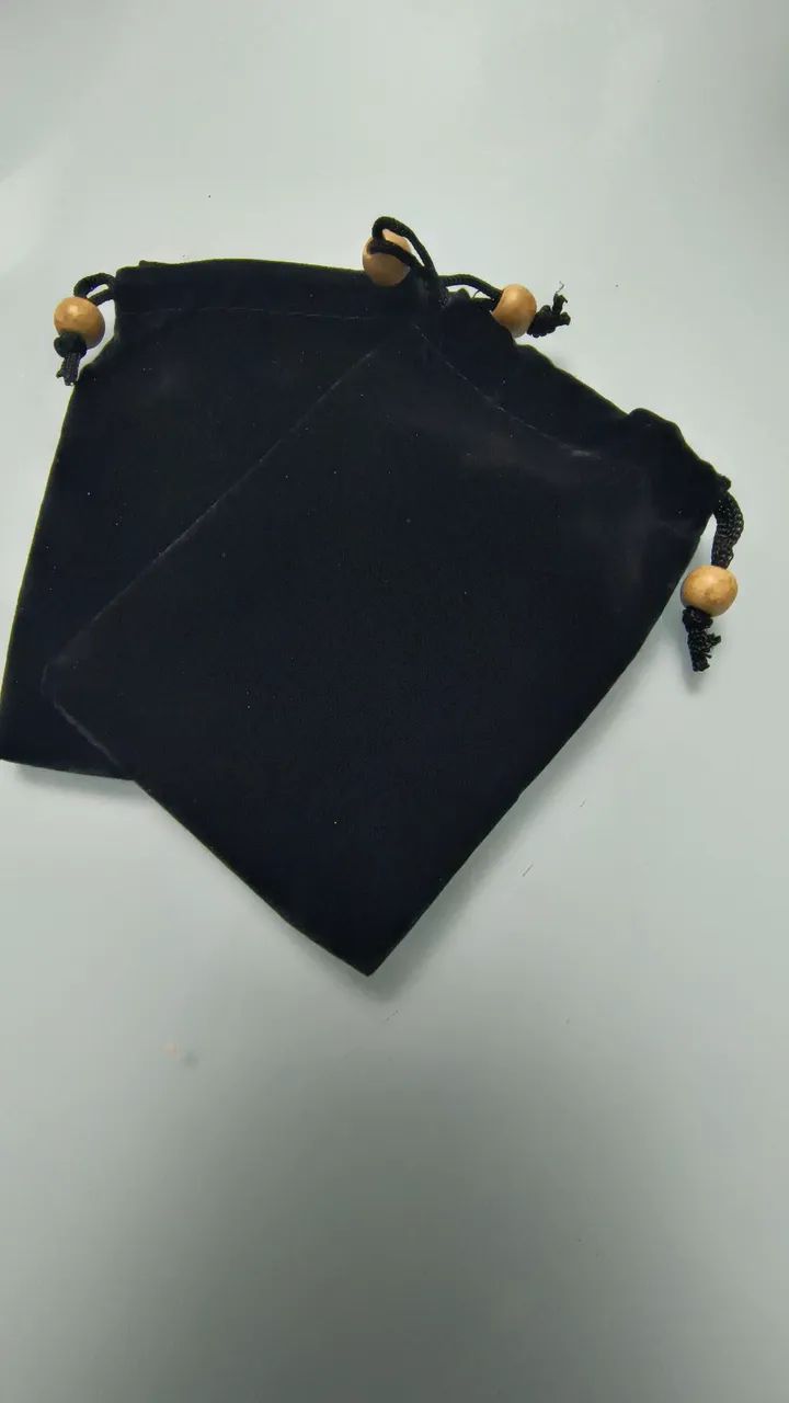 Saquinho de veludo para jóias  11x8cm