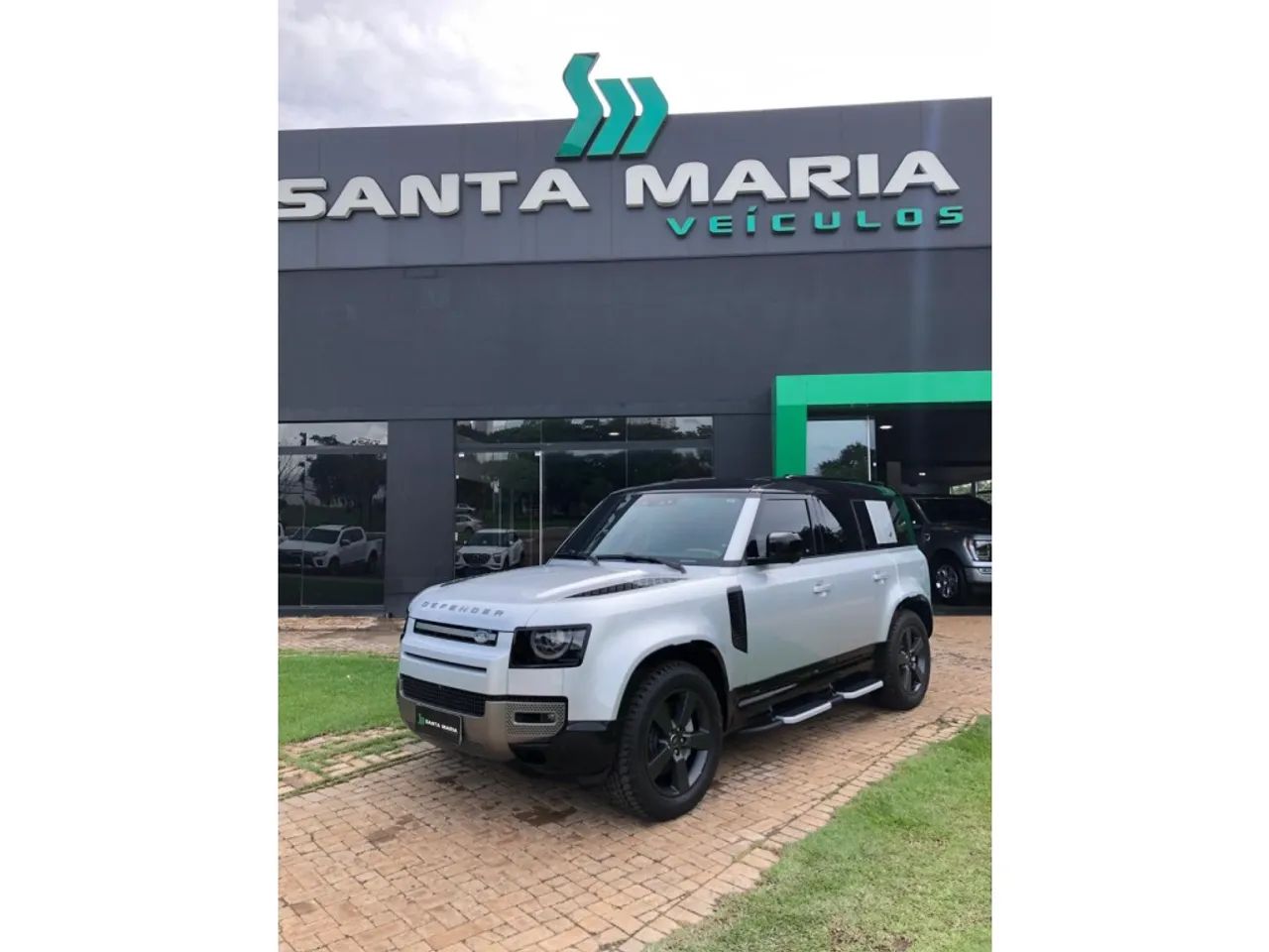 Land rover Defender 2024 2.0 p400e phev 110 x-dynamic hse awd automático - Foto 4