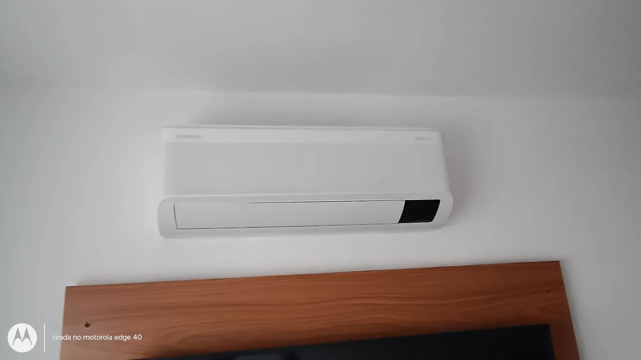 Preciso de instaladores de ar condicionado