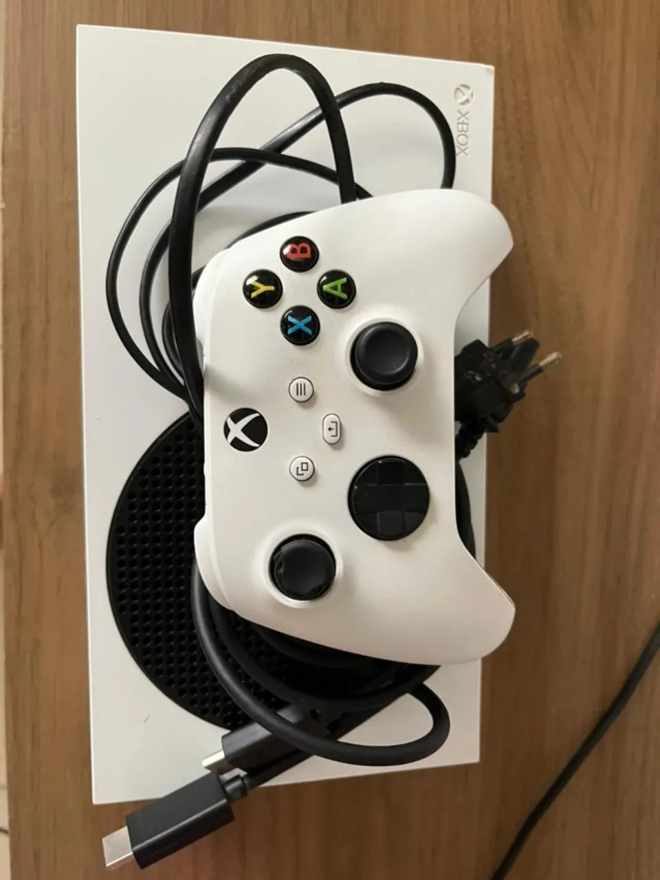 XBOX SERIE S COM MAIS DE R$ 1000 REAIS EM JOGOS