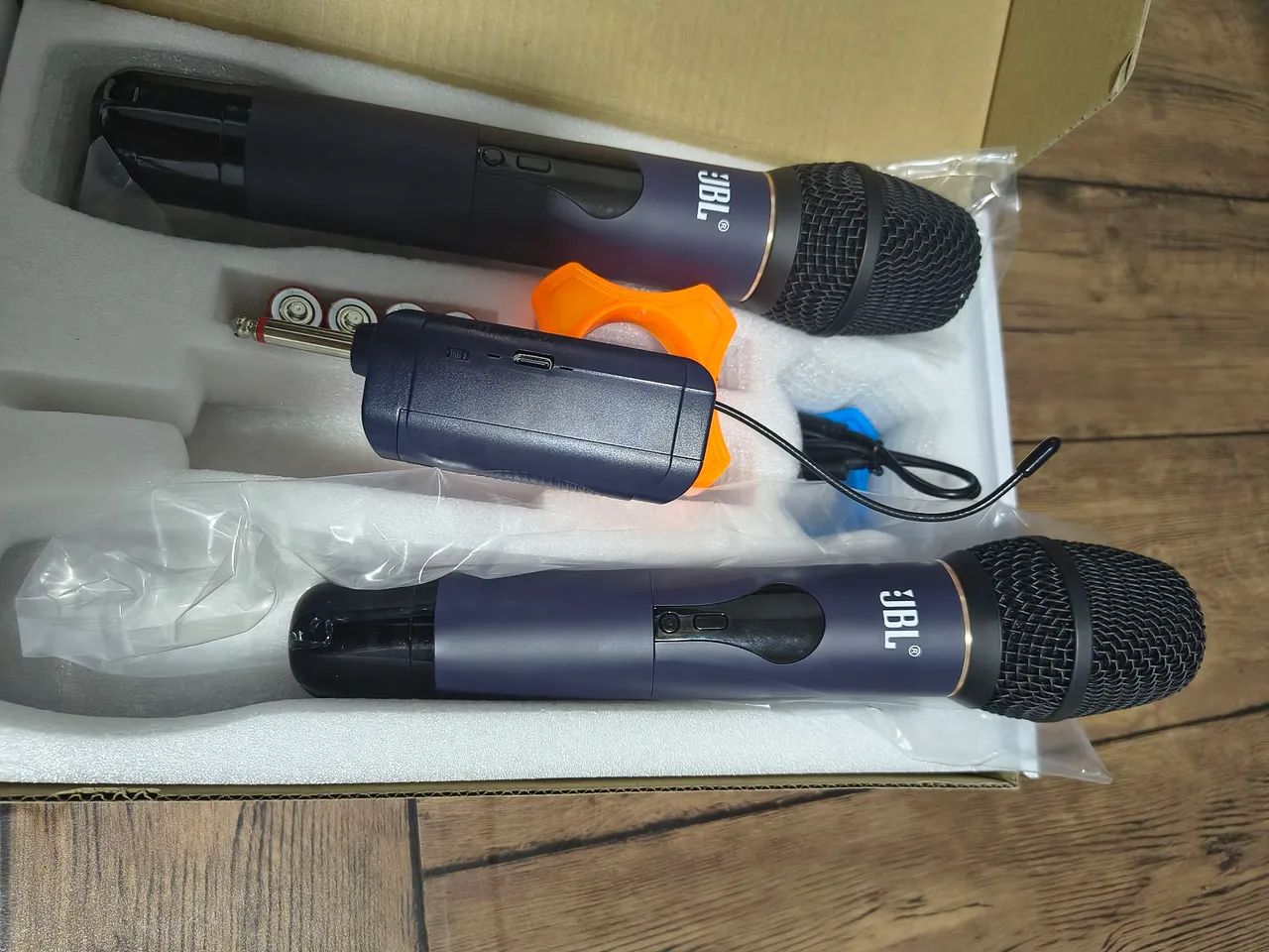 Microfone JBL sem fio 