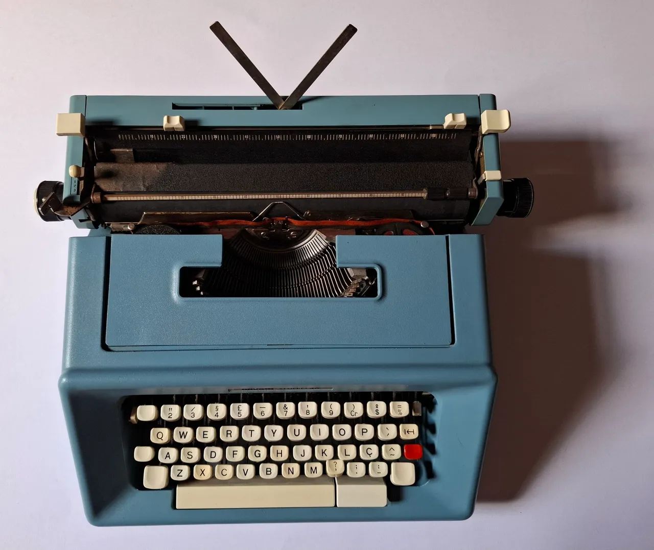 Máquina de Escrever Olivetti Studio 4665193076756098122