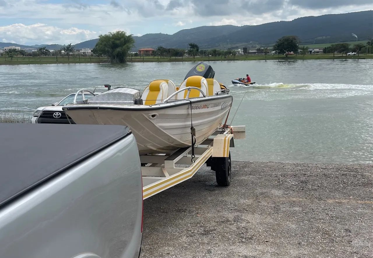 Barco Calaça 13 pés, motor yamaha 40hp - Foto 4